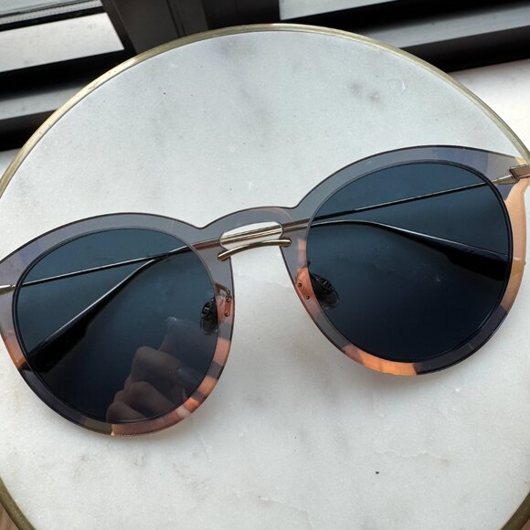 Christian Dior | Women\'s ULTIMEF-LKS Sunglasses | Dorado, 53/22/145 main image 6